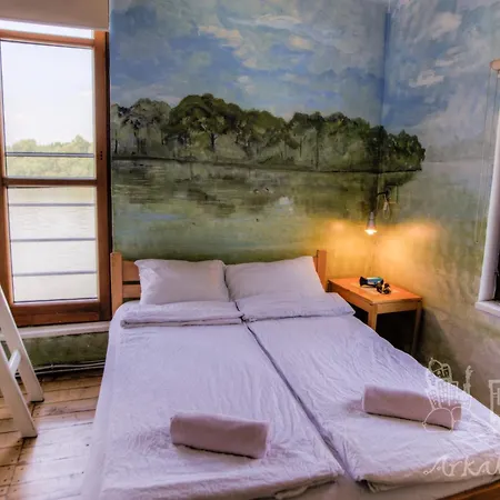 Hostel Arkabarka Floating