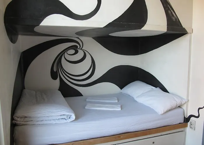 Hostel Arkabarka Floating *