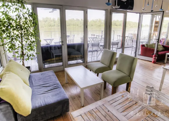 Arkabarka Floating Belgrade